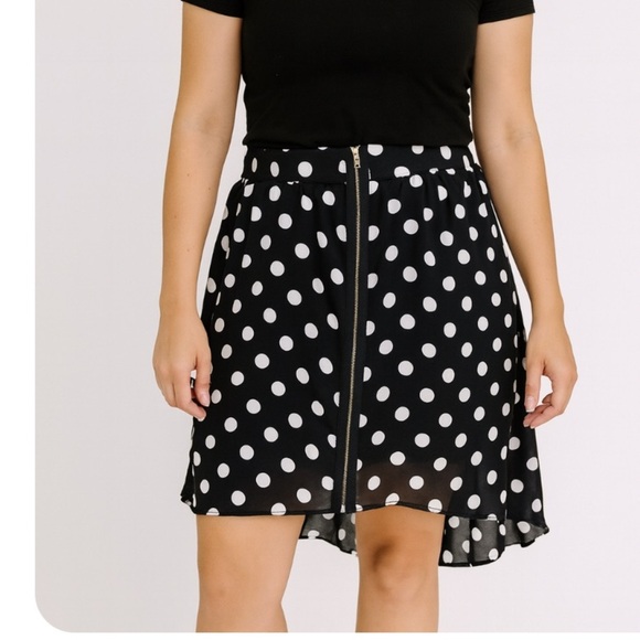 D-signed Disney high low black & white polka dot light weight skirt SZ L zip up - Picture 1 of 9